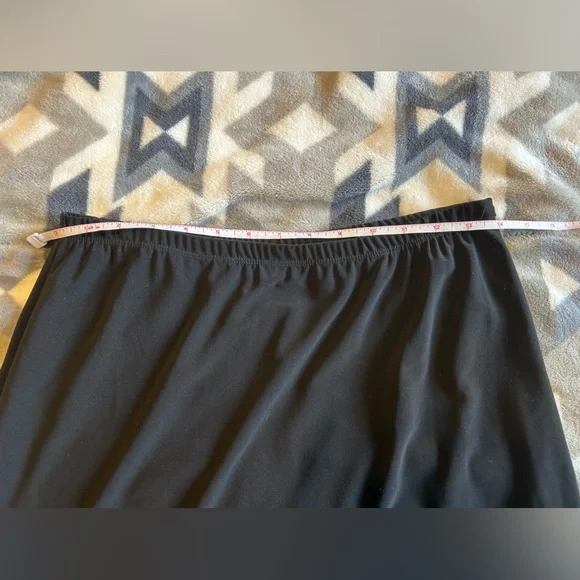 Susan Lawrence Black Maxi Skirt Pleats Elastic Waist Size M - Picture 6 of 7